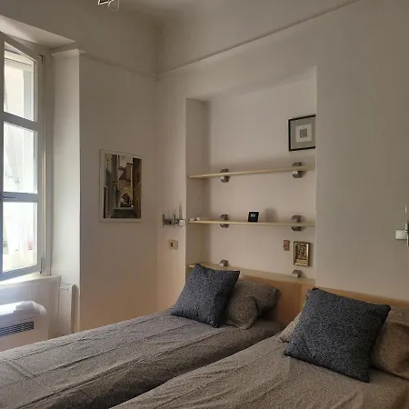 Labirint Apartment *